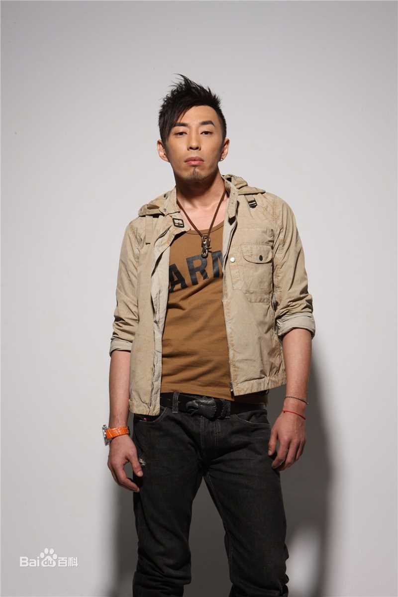 邹少官(HOWARD)最新壁纸