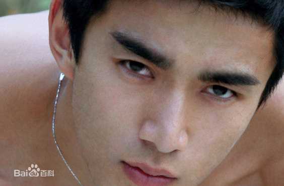 最新梁超(Liang Chao)性感图片