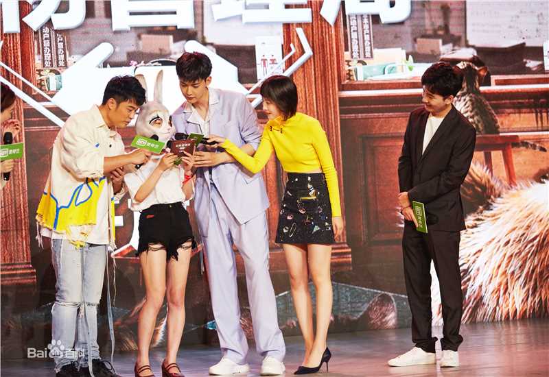 孔宋今活动现场壁纸壁纸