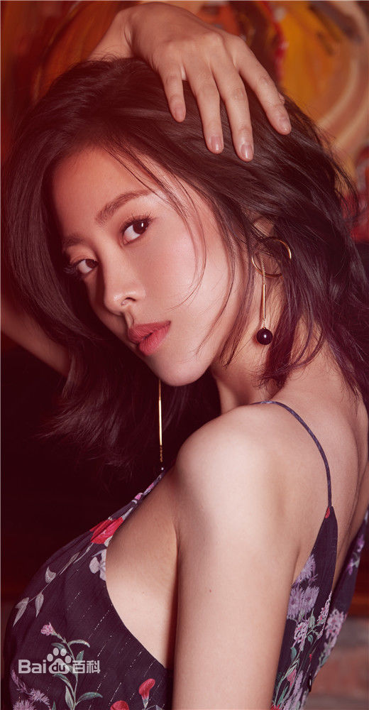 高清孔宋今性感图片