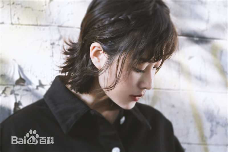 高清孔宋今性感图片