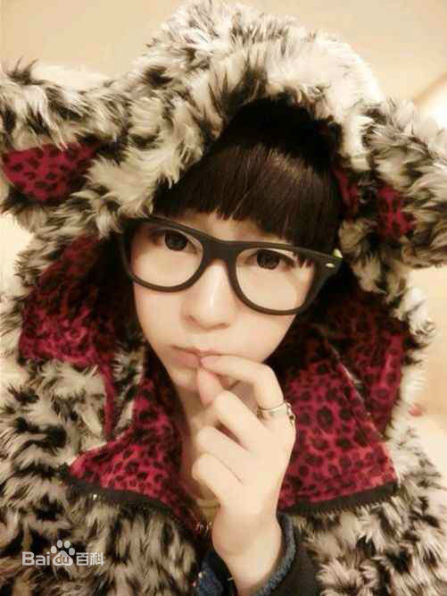 李颖(Mars)百变萝莉素颜照相册