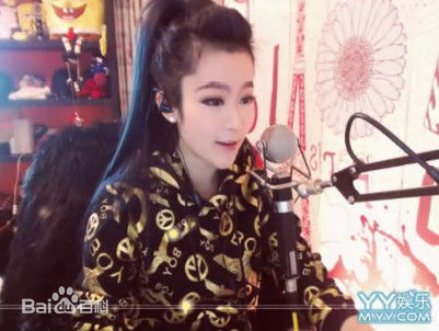 李颖(Mars)直播截图素颜照相册