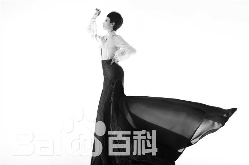 李颖高清最新图集