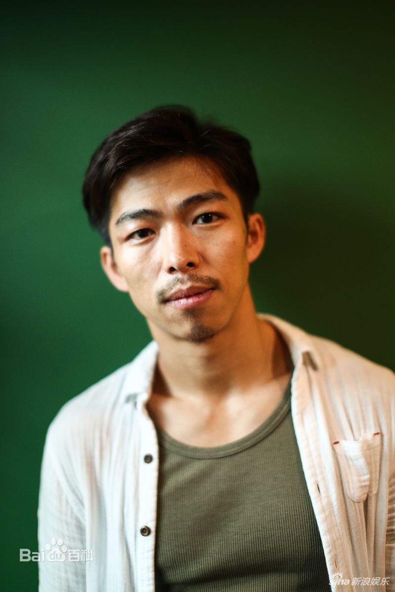 最优质章宇素颜照