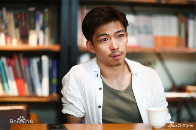 最优质章宇素颜照