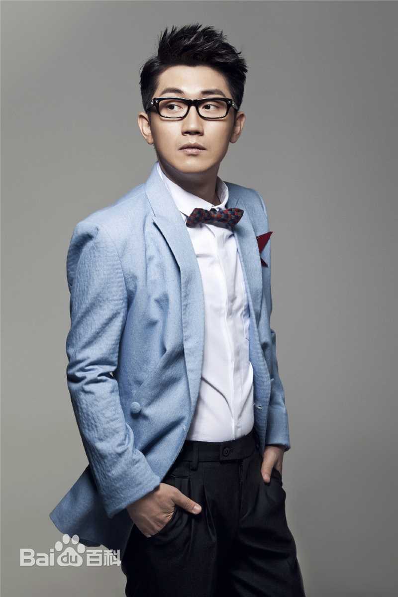 金志文(Kim Ji-mun（朝鲜语）)生活照