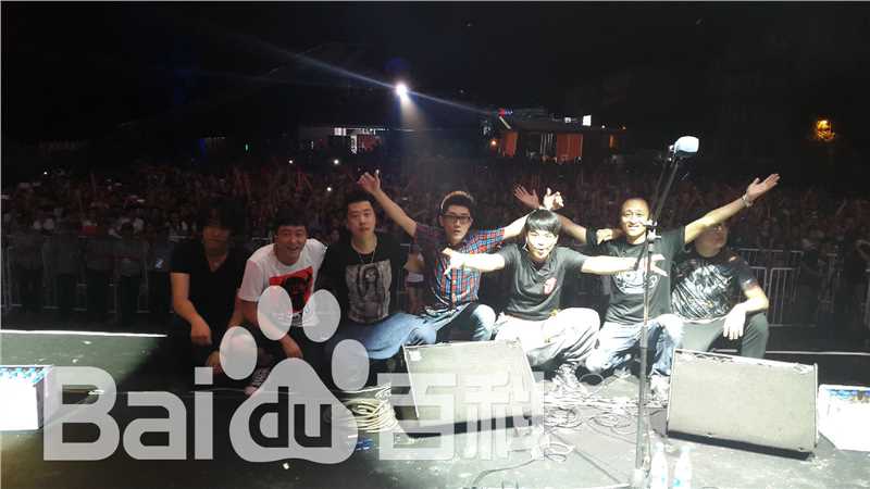 金志文(Kim Ji-mun（朝鲜语）)演出活动前后照片