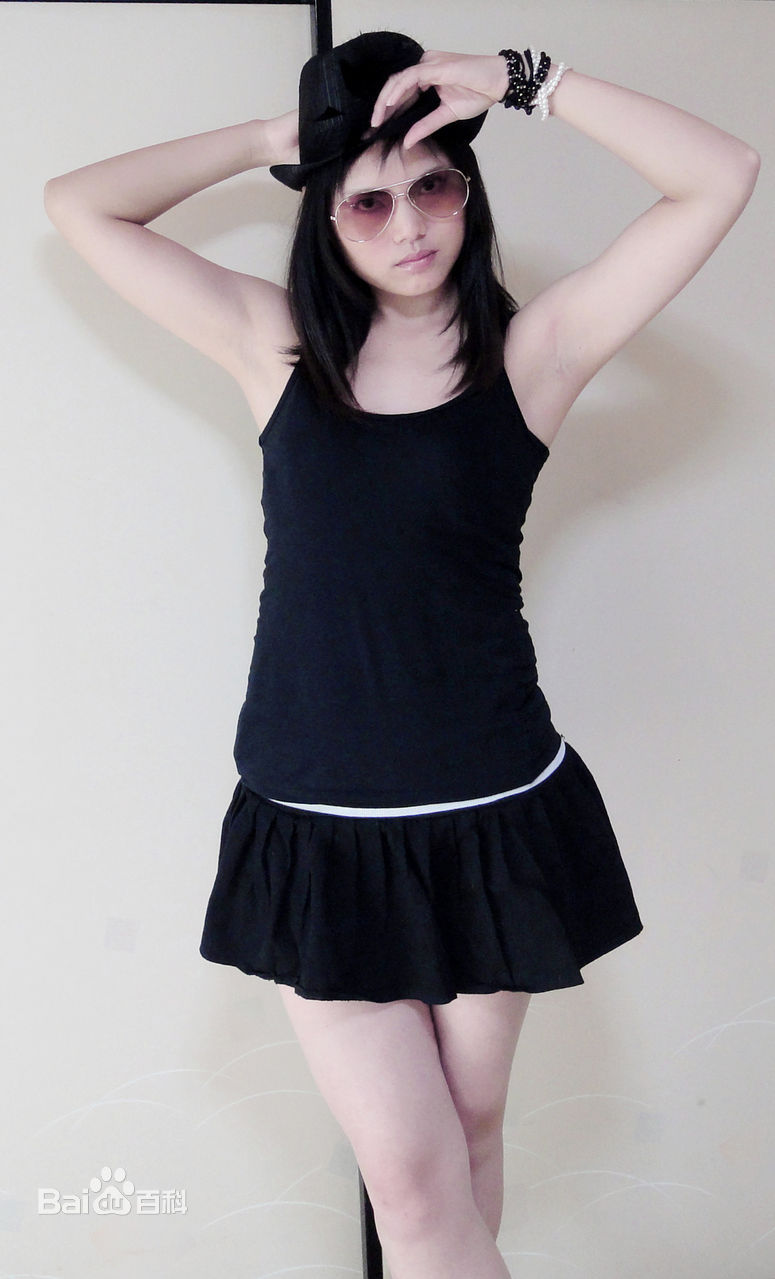 杨婷霸王舞者前后照片