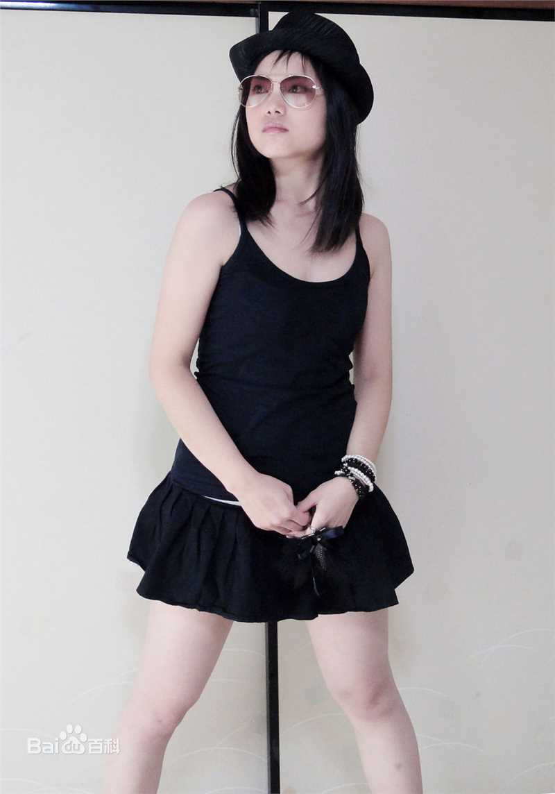 杨婷霸王舞者前后照片