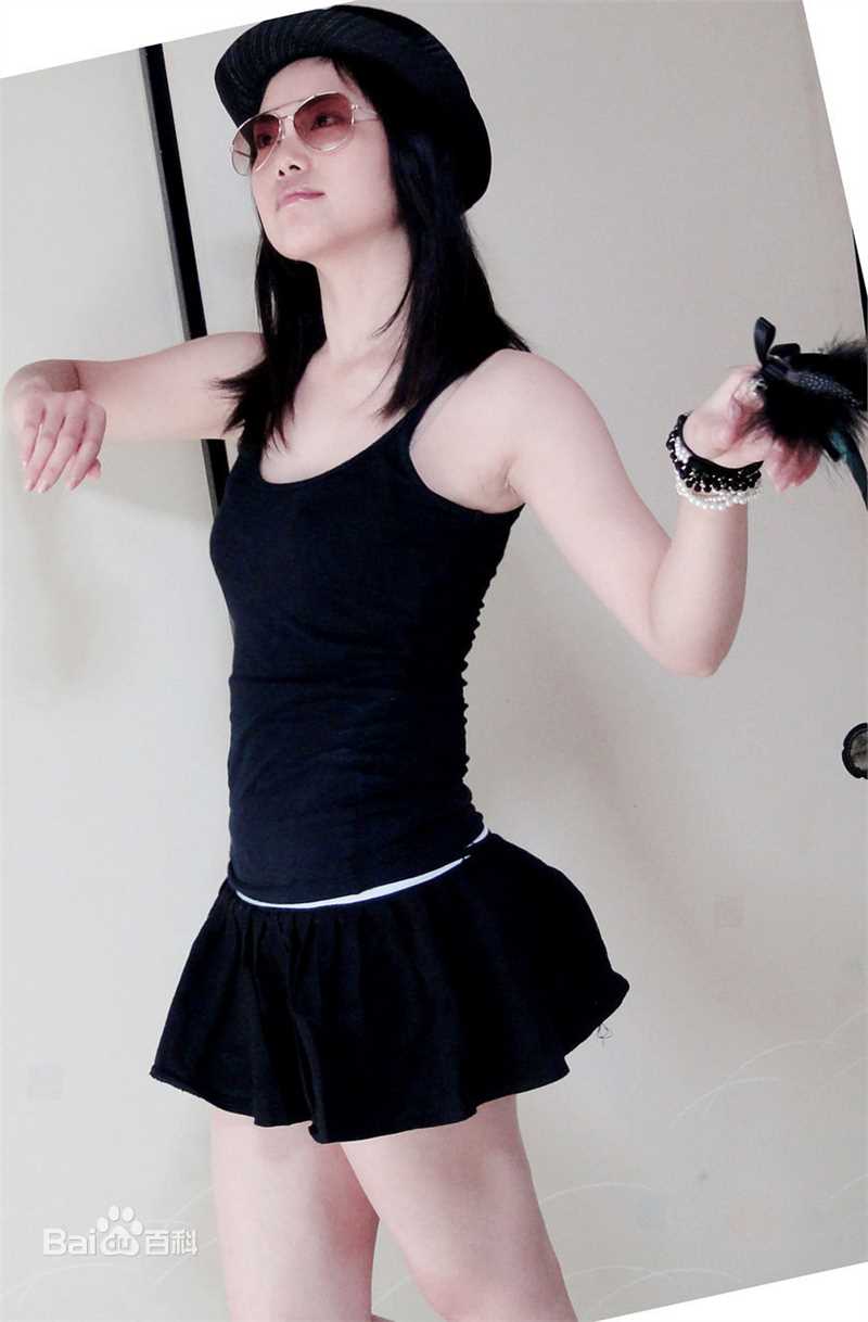 杨婷霸王舞者前后照片