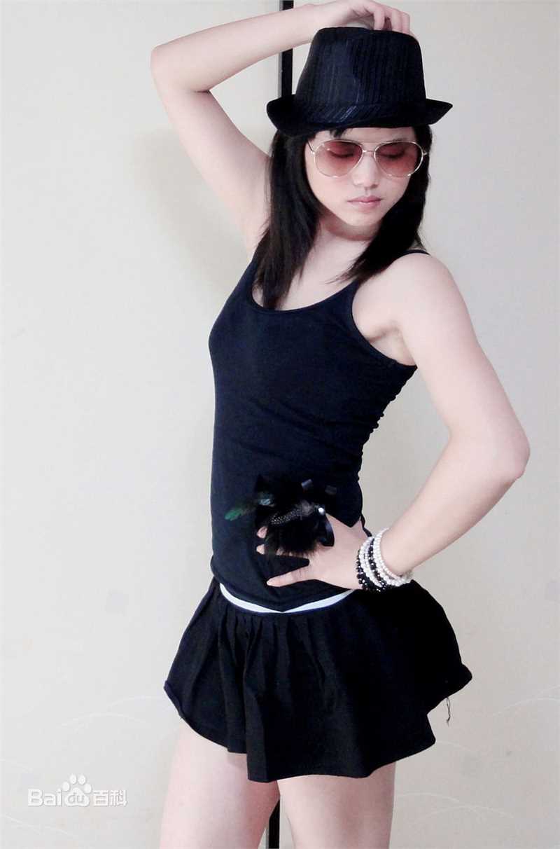 杨婷霸王舞者前后照片