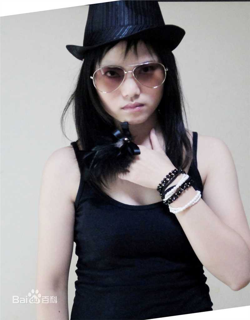 杨婷霸王舞者前后照片