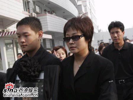 傅彪(Biao Fu)我们永远怀念您壁纸壁纸