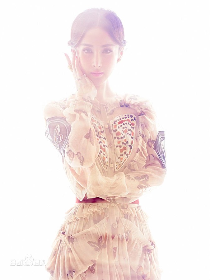 王若心(mika)时尚大片素颜照相册