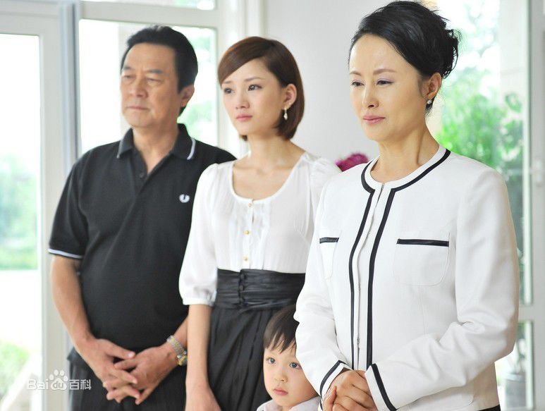 高清馨子(Angel)在《回家的诱惑》饰 洪世馨中的图集