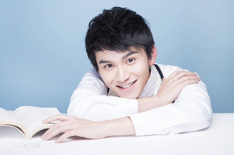 丁宇佳高清校园图册