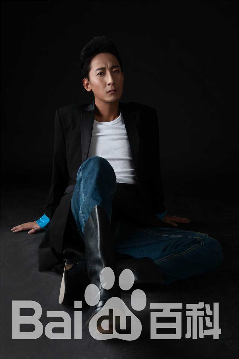 阿旺仁青艺术照生活照