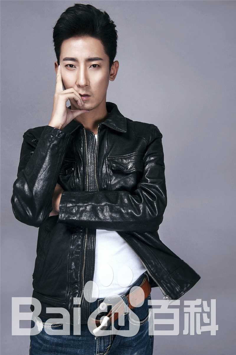 阿旺仁青艺术照生活照