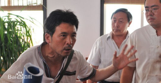 毛荣工作现场前后照片