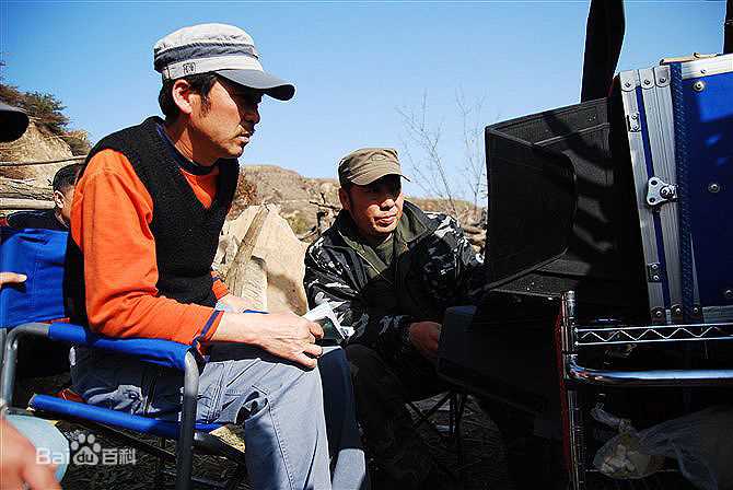 毛荣工作现场前后照片