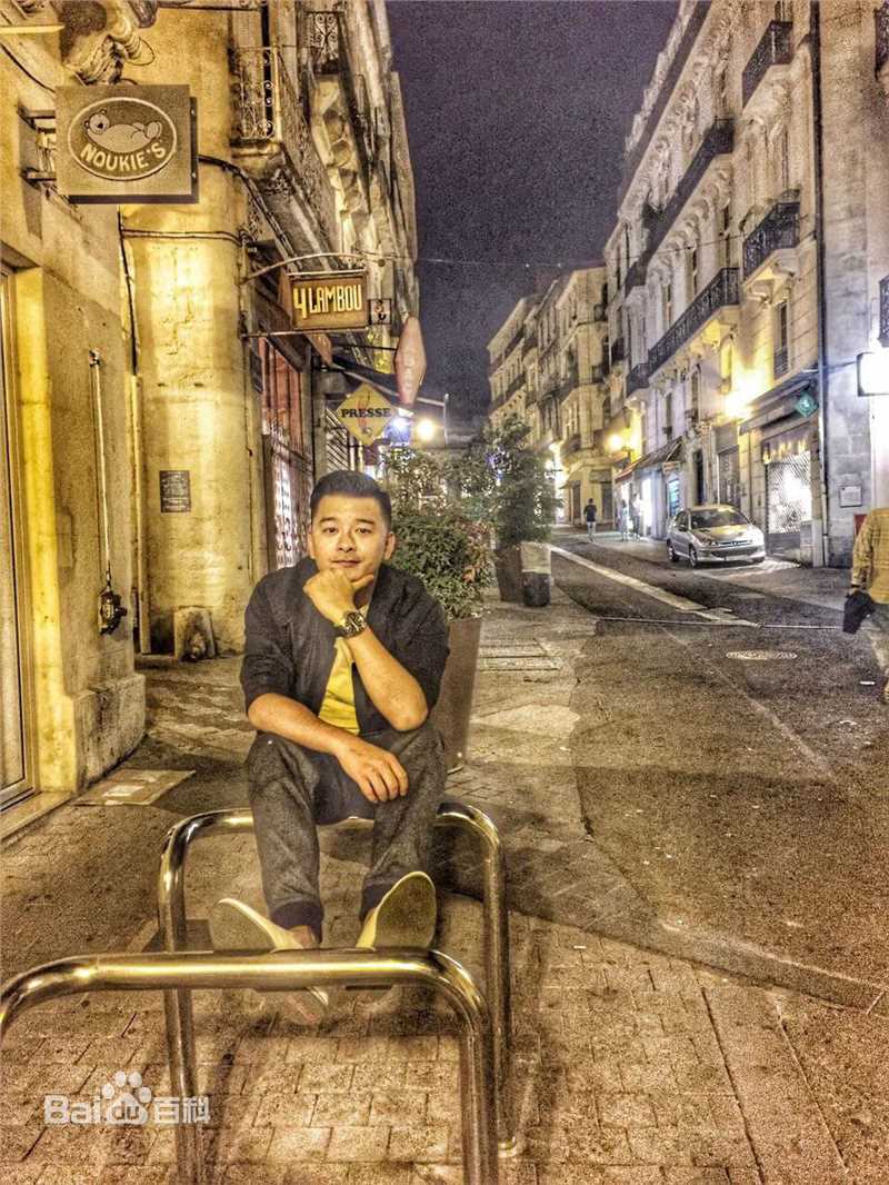 张戈(Sean) 生活照素颜照壁纸