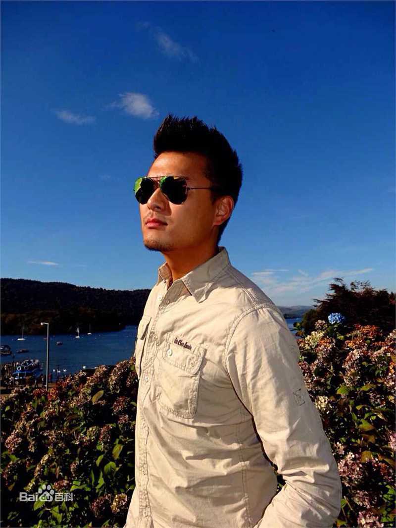 张戈(Sean) 生活照素颜照壁纸