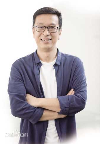 最新侯鸿亮性感图片