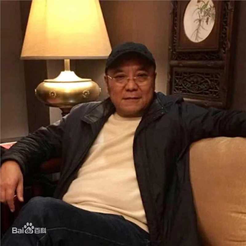 高清石明华图片