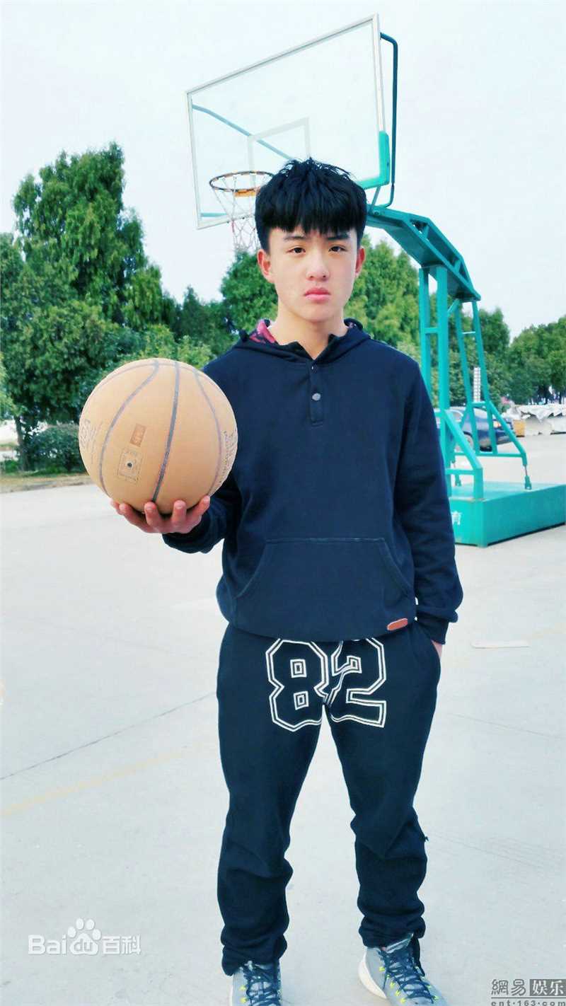 郑伟(Kevin·Z)生活图册前后照片