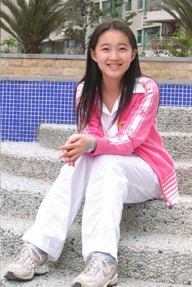 莫诗旎童年照前后照片