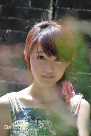 莫诗旎艺术照性感图片图集