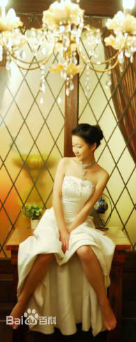 莫诗旎艺术照性感图片图集