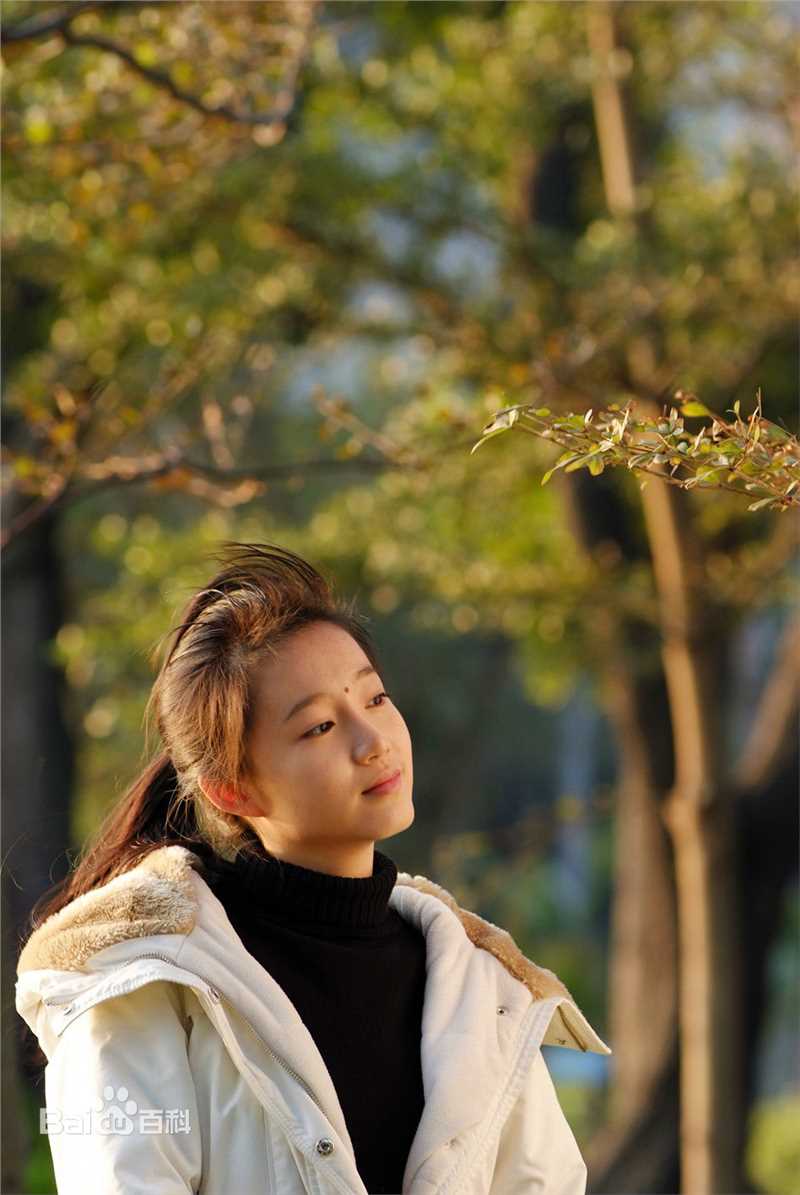 最新莫诗旎性感图片