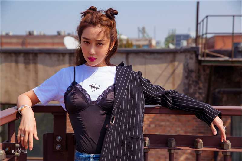 杜若溪(sunny)328LALABOBO秀壁纸壁纸