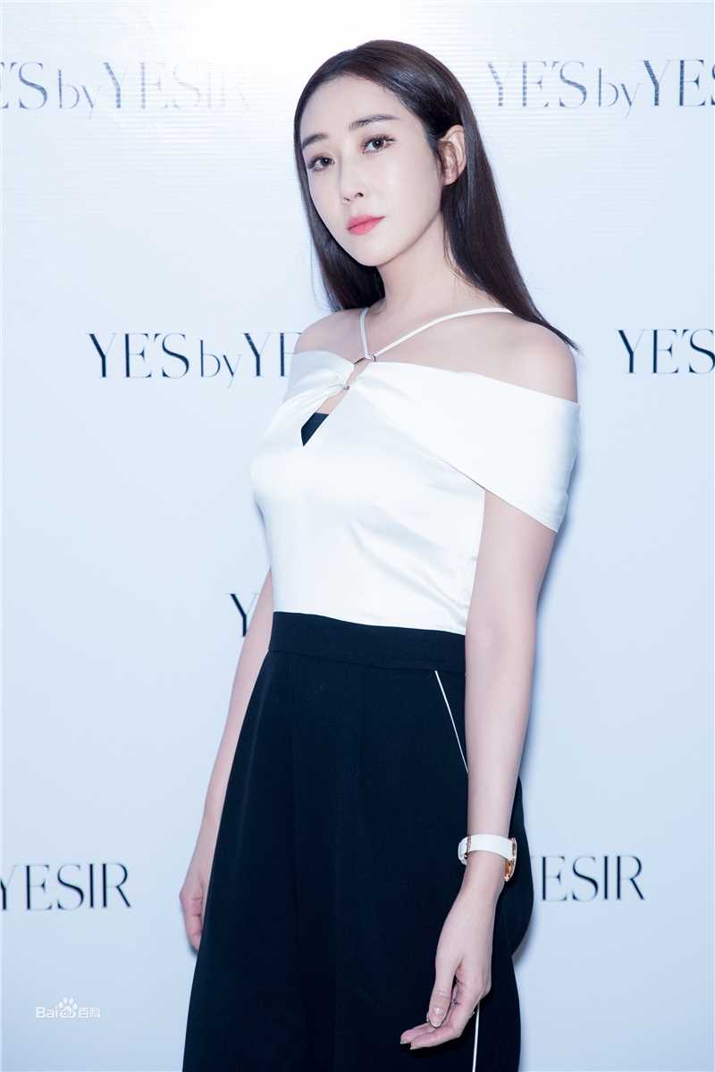 杜若溪(sunny)4.1YE'yYESIR秀图片图册