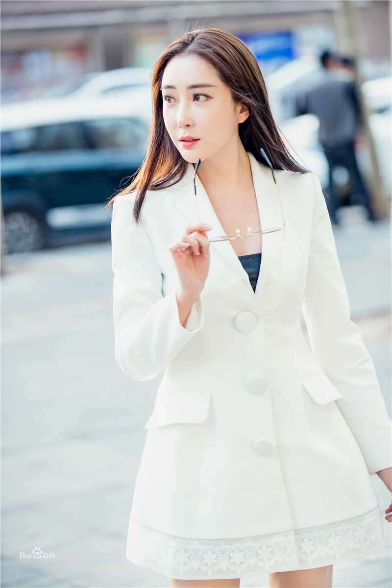 杜若溪(sunny)4.1YE'yYESIR秀图片图册