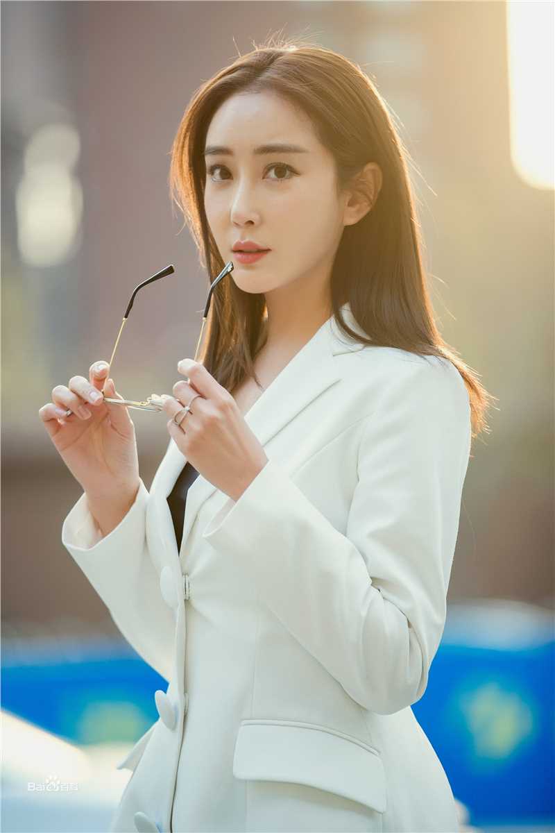 杜若溪(sunny)4.1YE'yYESIR秀图片图册