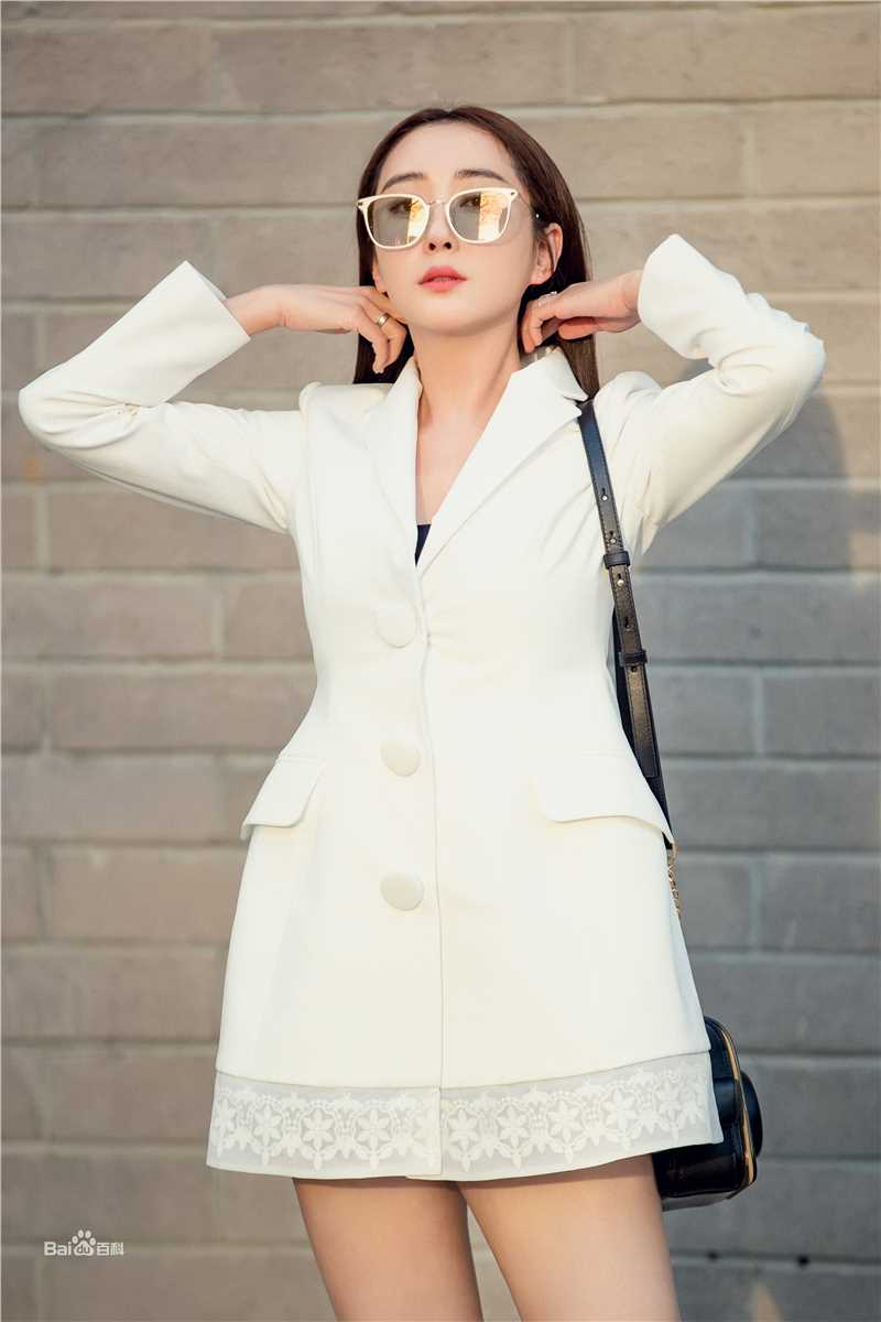 杜若溪(sunny)4.1YE'yYESIR秀图片图册