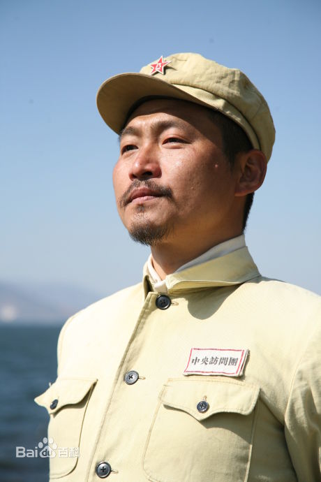 战卫华《金凤花开》高清剧照