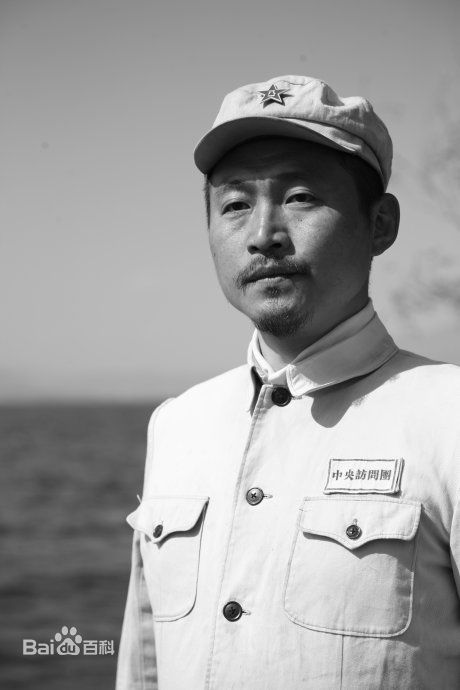 战卫华《金凤花开》高清剧照