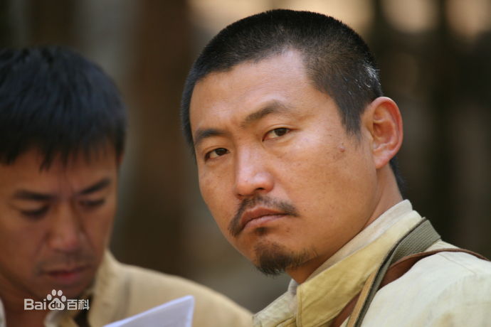 战卫华《金凤花开》高清剧照