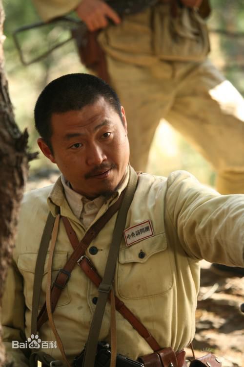 战卫华《金凤花开》高清剧照