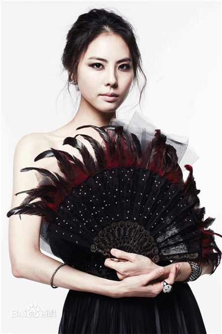 最新朴志胤(（Park JiYoon）)性感图片