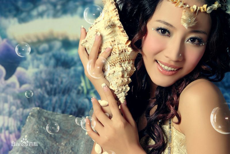 冯一非艺术照性感图片图集