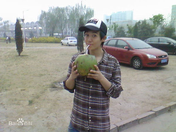 嘉央桑珠(Tony)生活照图片图集