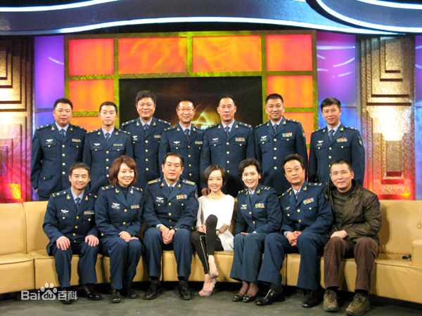 肖雄军装图片图集