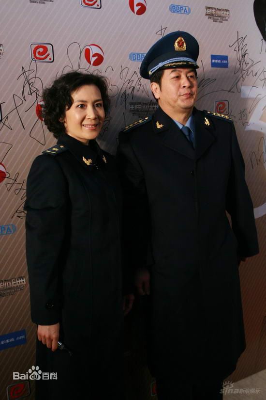 肖雄军装图片图集