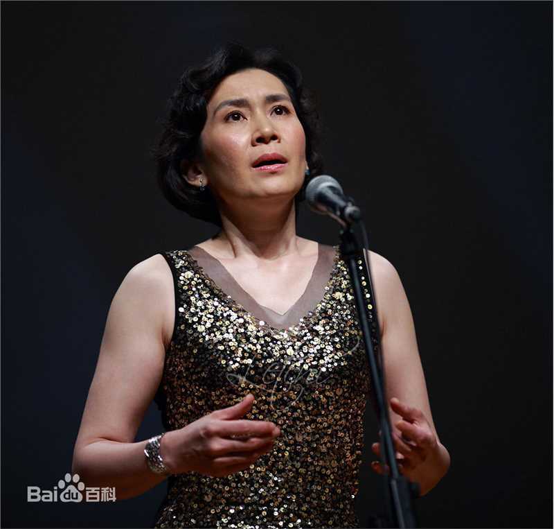 肖雄朗诵照片性感图片图集