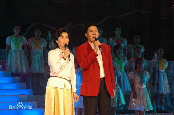 肖雄朗诵照片性感图片图集